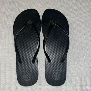 Tory Burch  THIN STRAP Flat US 10 Flip Flops Black